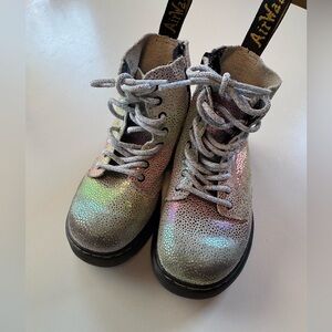 Dr. Martens Kids Iridescent Lace-Up Boots